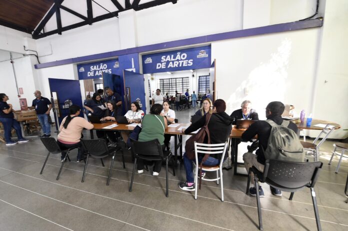 Expo Empregabilidade reúne diversas empresas no segundo dia e gera oportunidade em diferentes áreas - foto 1