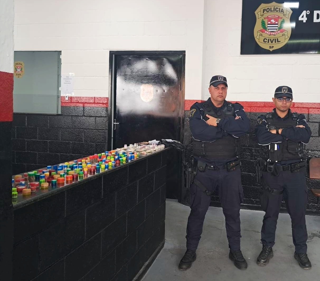 GCM apreende 4,2 kg de drogas no combate ao tráfico na cidade - foto 2