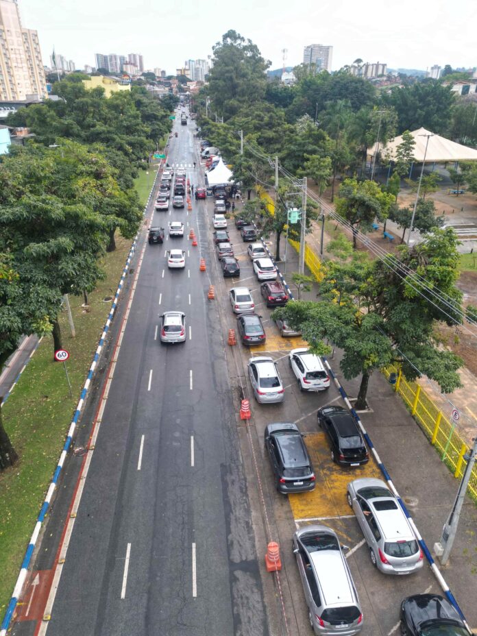 Guarulhos segue com ações de vacinação contra o sarampo com drive-thru neste sábado - foto 1