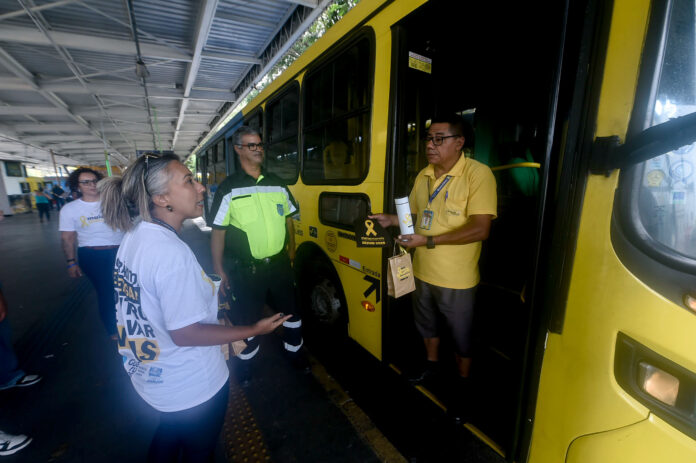 Prefeitura leva mensagem do Maio Amarelo a motoristas de ônibus - foto 1