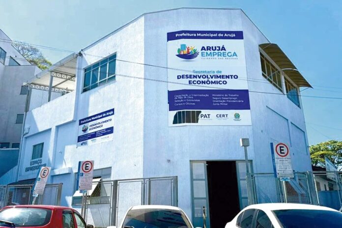 Arujá gera 10,4 mil empregos em sete meses e consolida força no setor de serviços e comércio
