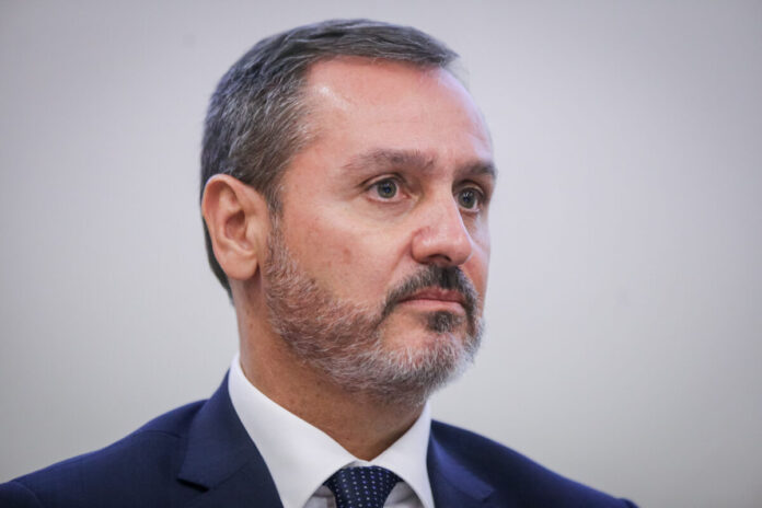 Associação dos Delegados da PF: só o plenário do STF poderia afastar Andrei