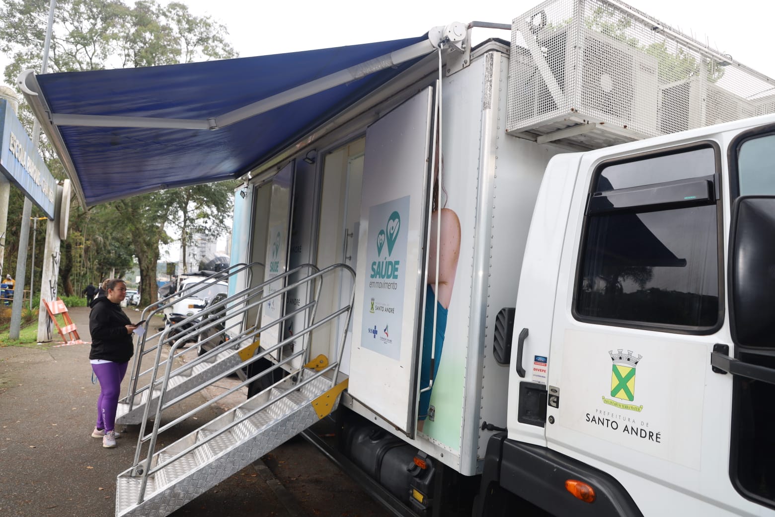 Caminhão da Saúde leva atendimentos para perto de instituições atendidas pelo Fundo Social - foto 6