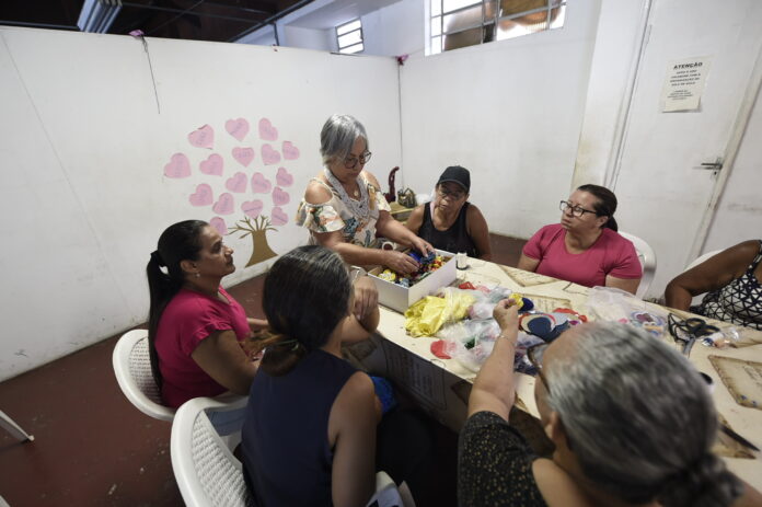 Casas da Mulher de Guarulhos divulgam programação com oficinas de artesanato, bem-estar e inclusão digital