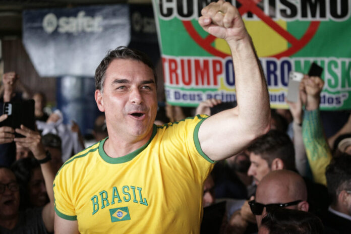 Comício de Flávio no 7 de Setembro em SP testa força do bolsonarismo