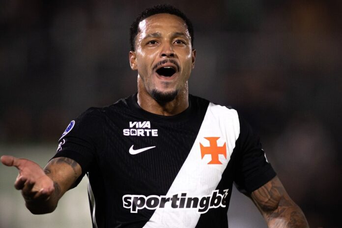 Ex-agente de atleta do Vasco foi preso no apartamento do jogador no ES
