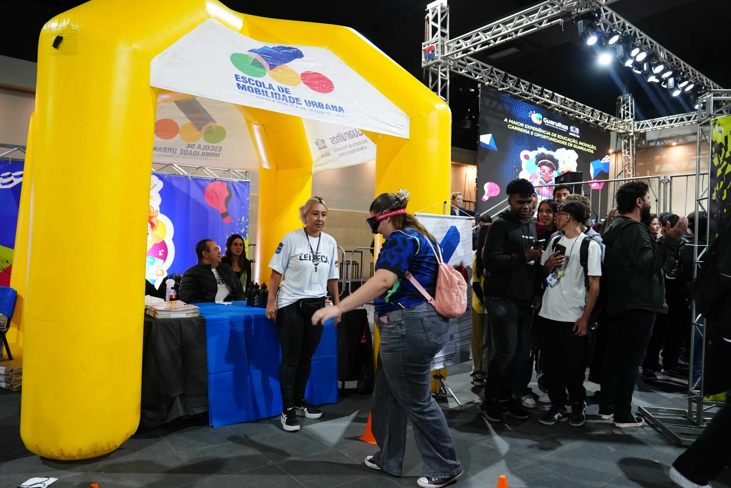 Feira do Estudante de Guarulhos começa com a participação de milhares de jovens no Espaço Inter - foto 3