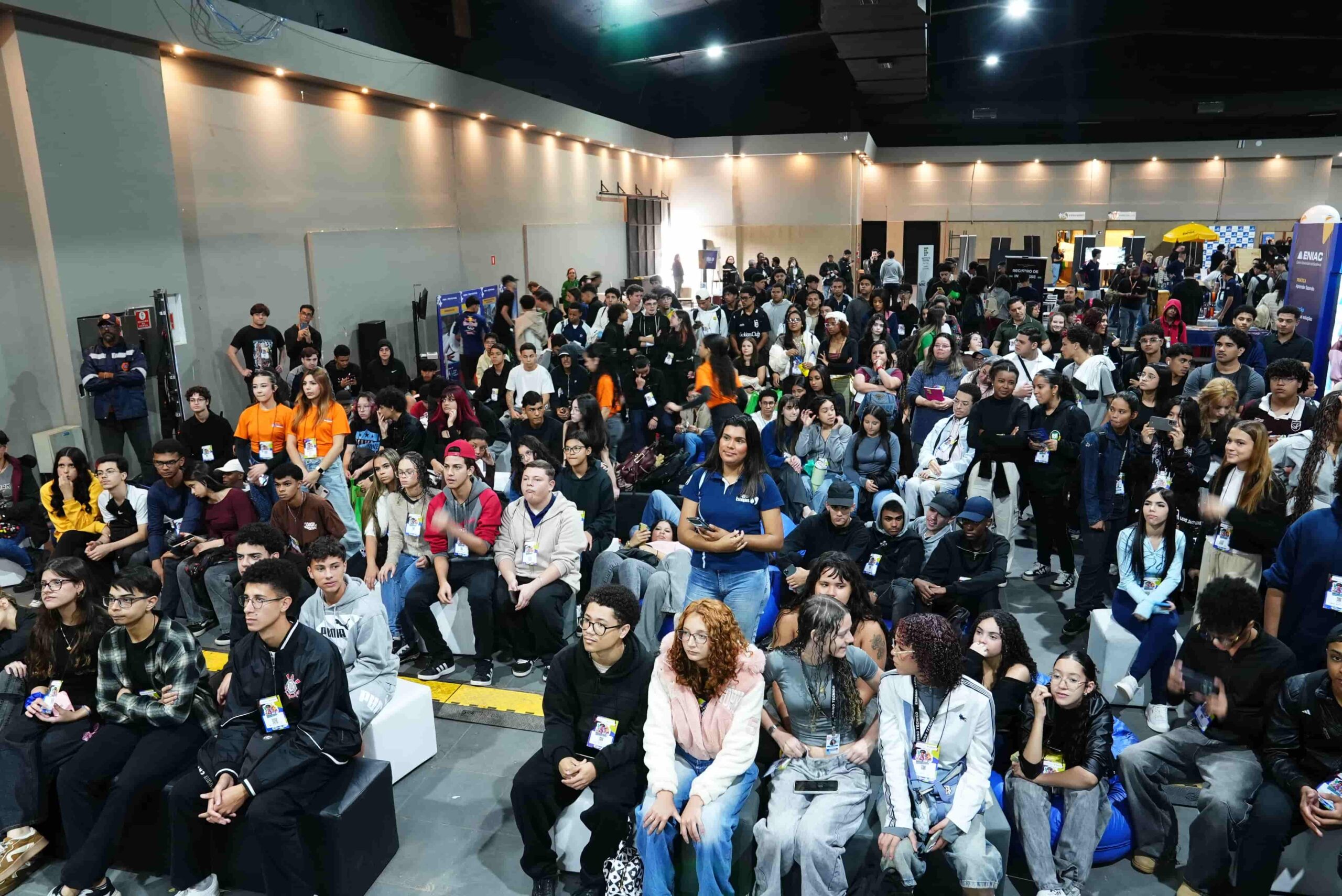 Feira do Estudante de Guarulhos começa com a participação de milhares de jovens no Espaço Inter - foto 4