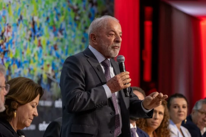 Governo Lula adia negociações sobre apostas com clubes após ameaça no Brasileirão