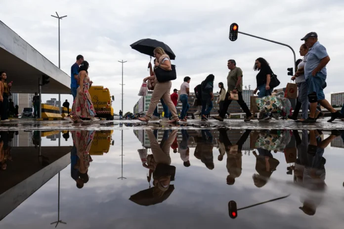 Impactos do El Niño podem reduzir o PIB da América Latina em 2% e aumentar a pobreza, adverte Cepal