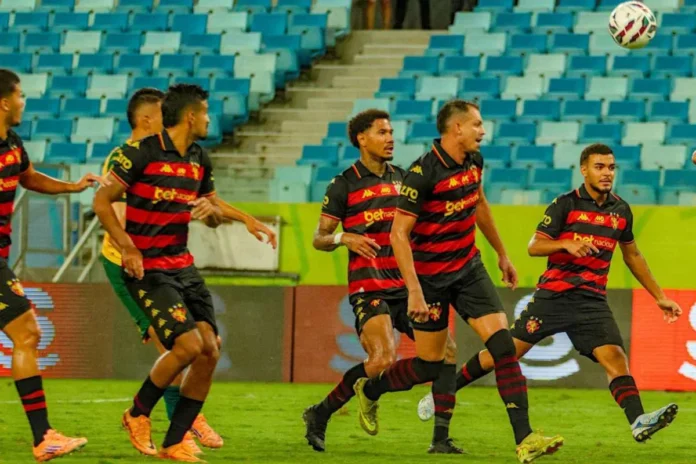 Náutico e Sport duelam nos Aflitos pela 30ª rodada da Série B do Brasileirão