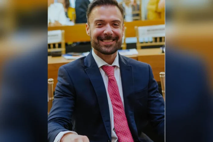 Operação da PF apura suposto acordo entre deputado Caio Roberto e facção criminosa na Paraíba