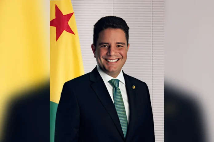 Polícia Federal deflagra operações Ptolomeu IV e Umbra contra esquema de corrupção e espionagem no Acre