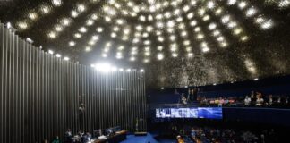 Senado tem o maior número de candidatas em 16 anos, mas homens são o triplo