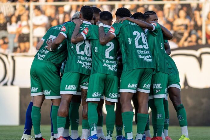 Série D ZeroUm: Uberlândia-MG mantém feito nas idas e se aproxima do título