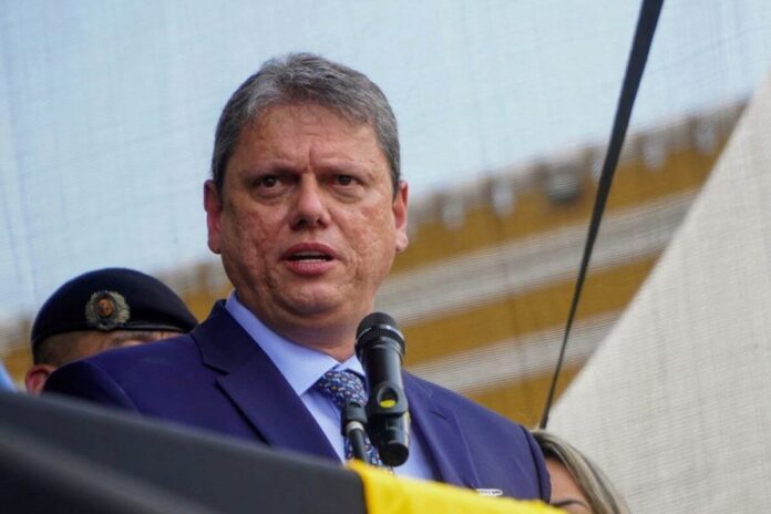 Tarcísio anuncia 