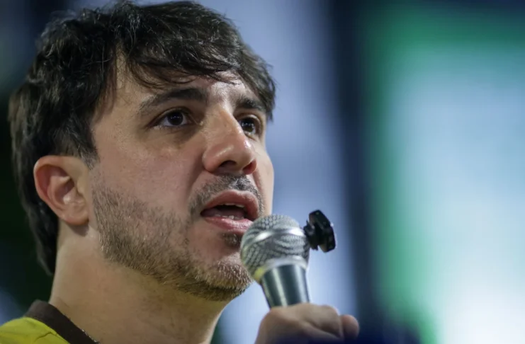 TSE rejeita solicitação do partido Missão para inclusão de Renan Santos no debate da Globo