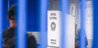 Cláusula de barreira atinge 16 partidos políticos nas eleições e restringe recursos
