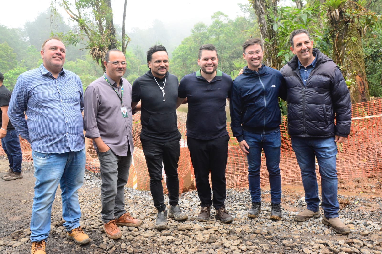 Córrego às margens da Billings, em Santo André, recebe intervenções de drenagem - foto 3