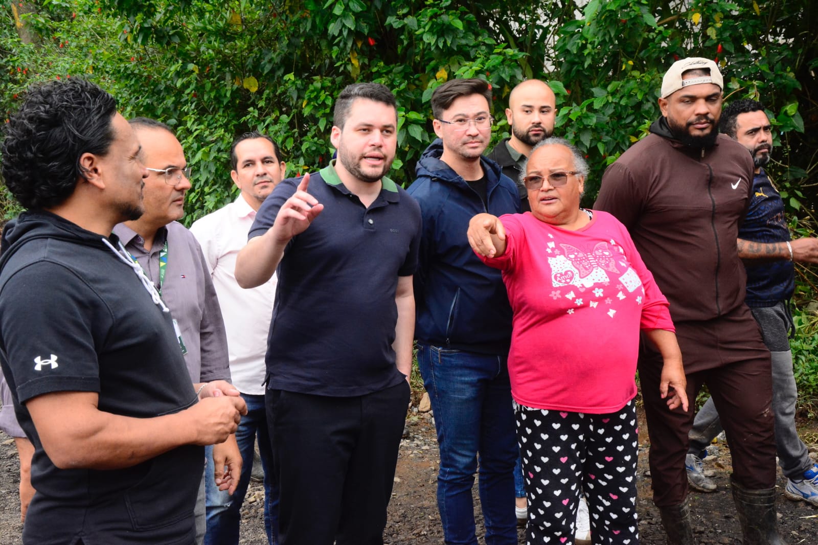 Córrego às margens da Billings, em Santo André, recebe intervenções de drenagem - foto 5