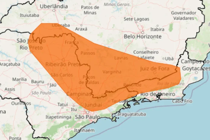 Defesa Civil emite alerta laranja de tempestades para o estado de São Paulo no feriado de 12 de outubro
