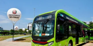 Frota sustentável: São Paulo alcança marco de 2.009 ônibus elétricos no transporte público