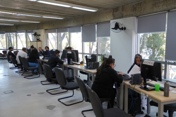 Guarulhos oferece vagas para operador de serviços automotivos na Casa do Emprego