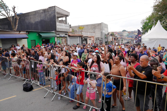 Jardim Cumbica reúne 8 mil pessoas em edição gratuita do Movimento Cultural em Guarulhos