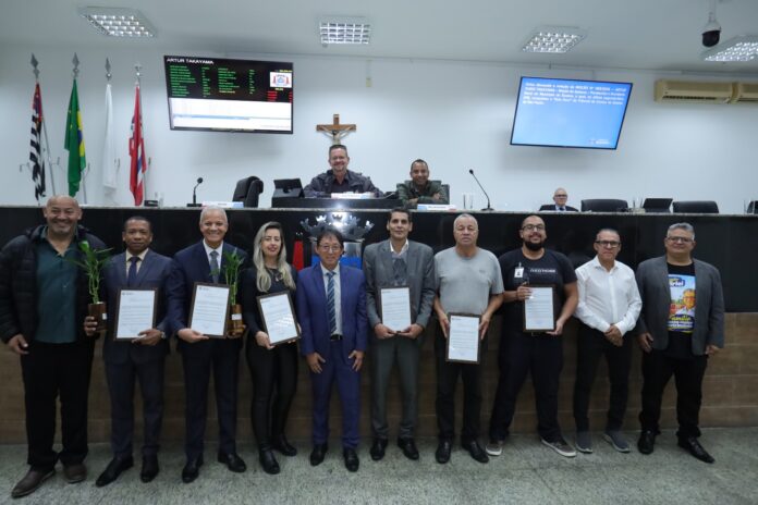 Ouvidoria Municipal é homenageada pela Câmara por recebimento de prêmio do TCE - foto 1