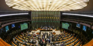 Pesquisa Exata OP revela cenário espontâneo para deputado federal no Distrito Federal