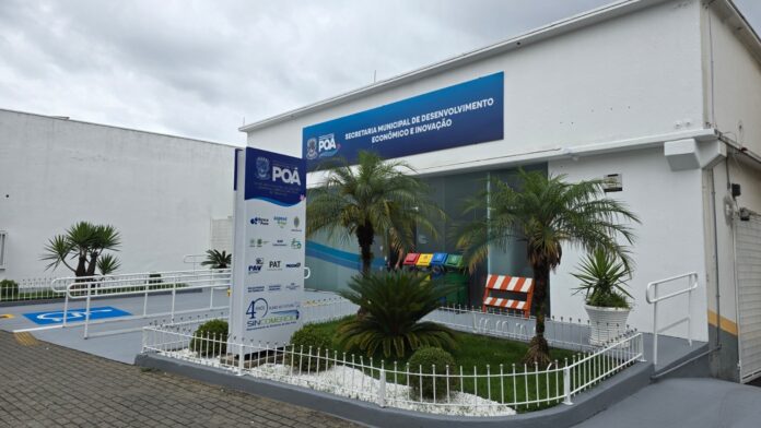 Poá promove processo seletivo para vagas na Bauducco e BLBW Tecnologia - foto 1