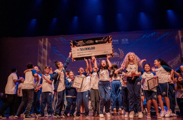 Prêmio Educadores que Transformam homenageia profissionais da rede municipal de Guarulhos